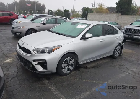 2020 Kia Forte Lxs z USA, uszkodzony, nr VIN 3KPF24AD3LE204185